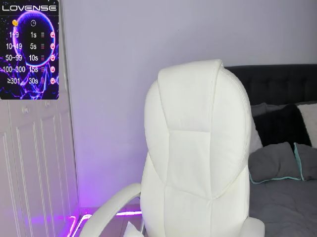 Live sex webcam photo for SalemJimenez #256159678