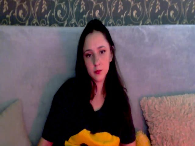 Live sex webcam photo for Meowny #258694456