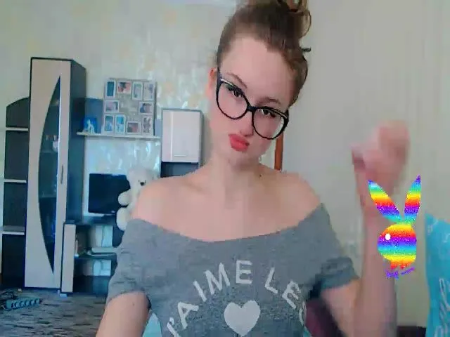 Live sex webcam photo for Irisachka #252502602