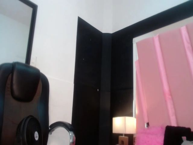 Live sex webcam photo for avriljhonson #260888298