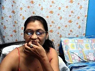 Live sex webcam photo for hOtGranny4u #240524627