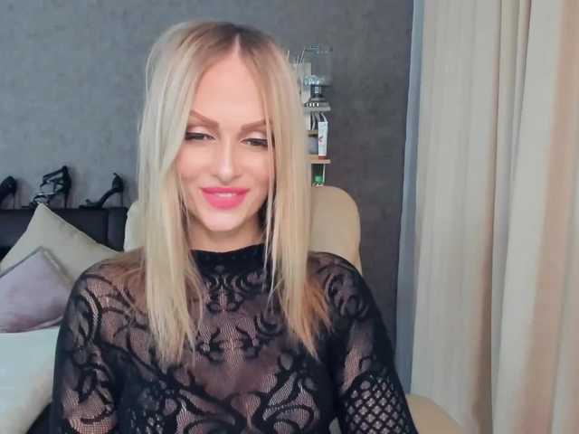 Live sex webcam photo for LibbyNora #240889326