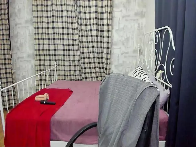 Live sex webcam photo for A11yson #255739346