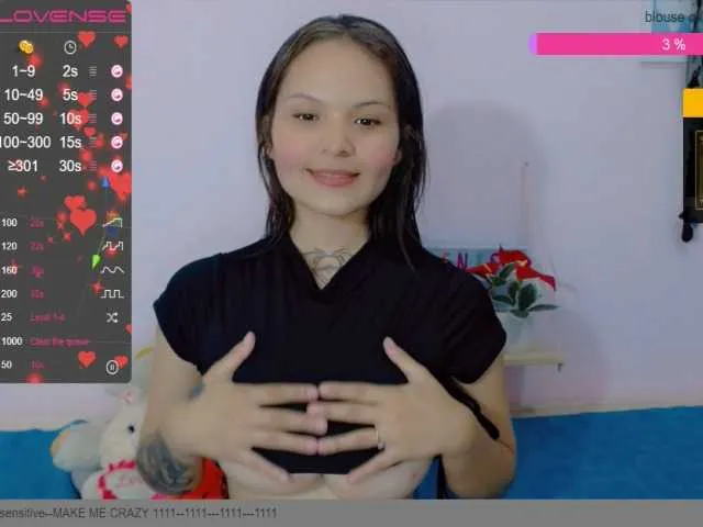 Live sex webcam photo for orianasabatil #245274989