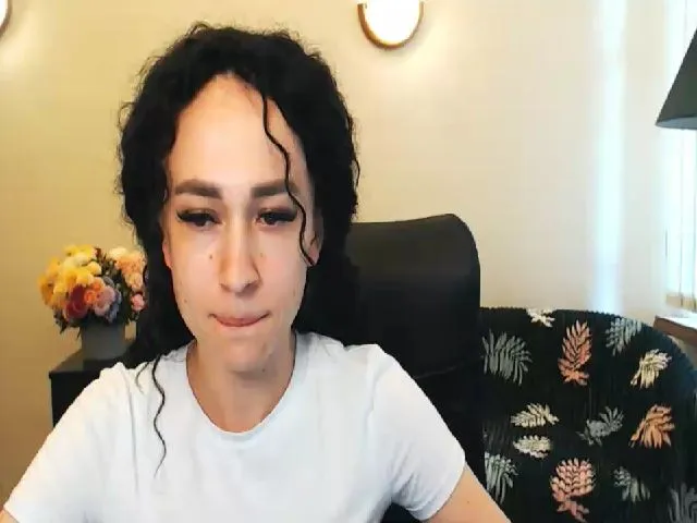 Live sex webcam photo for Space_Girly #263106051