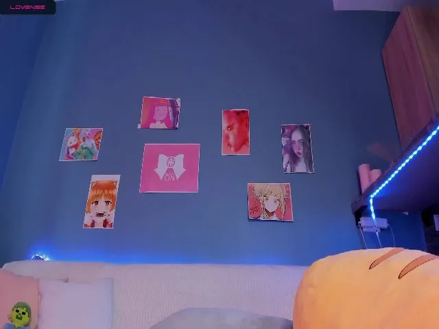 Live sex webcam photo for Milly_Saint #255537822