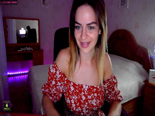 Live sex webcam photo for Little_Shiny #262254110