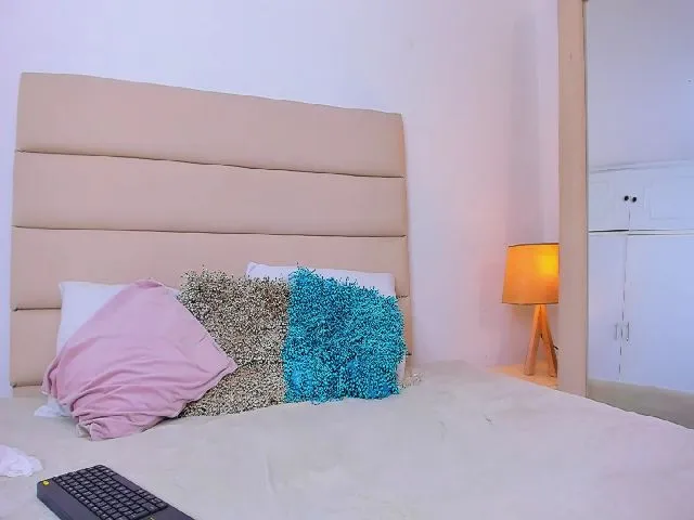 Live sex webcam photo for Nia_Gonsalez #261822090