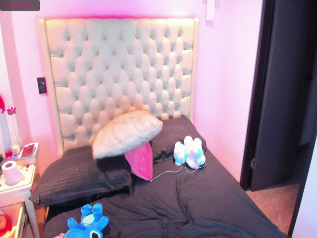 Live sex webcam photo for Sofia_ortiz #254774615