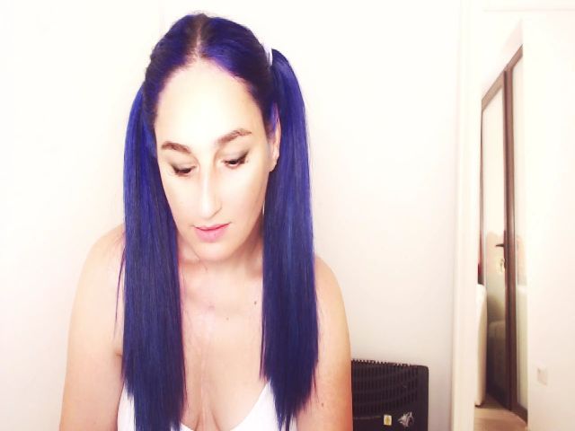 Live sex webcam photo for wetkittycum #252694807