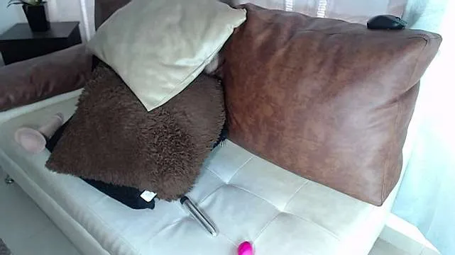 Live sex webcam photo for katherin_cooper #245077609