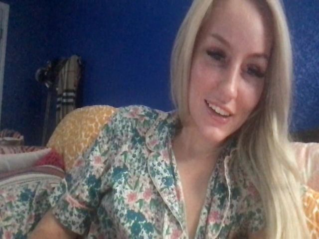 Live sex webcam photo for Officialelsa #257406805