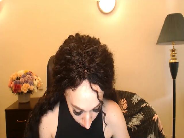 Live sex webcam photo for Space_Girly #255116028