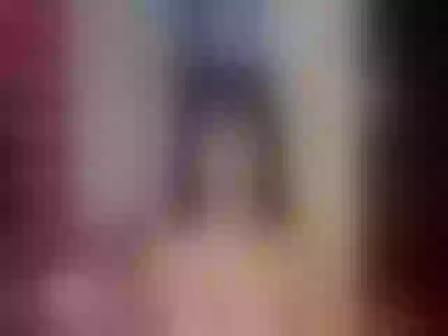 Live sex webcam photo for CandyMorales #253543940