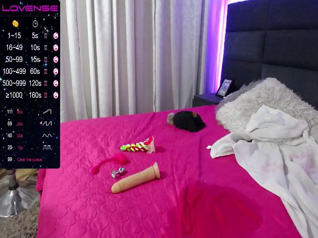 Live sex webcam photo for Emily_roos #252930186