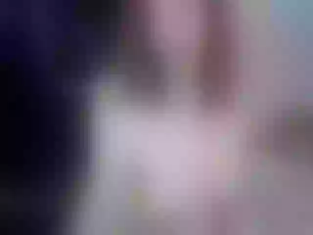 Live sex webcam photo for Ladybigsmile #260269478