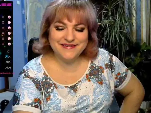 Live sex webcam photo for SmileOfAngel #240890851