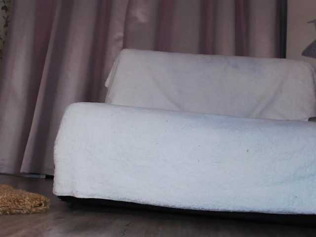 Live sex webcam photo for MyFemdom #240912248