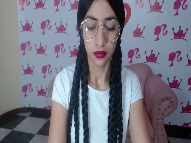 Live sex webcam photo for Naughtty_Doll #253759081
