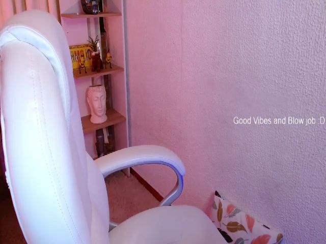 Live sex webcam photo for alone4ever #256582777