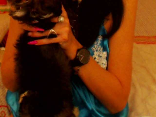 Live sex webcam photo for shannon4u #287962760