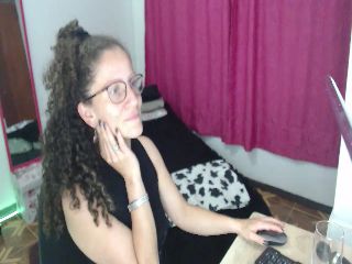 Live sex webcam photo for Romyainara #251680915