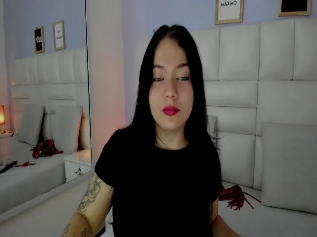 Live sex webcam photo for Rebeca__grey #265028228