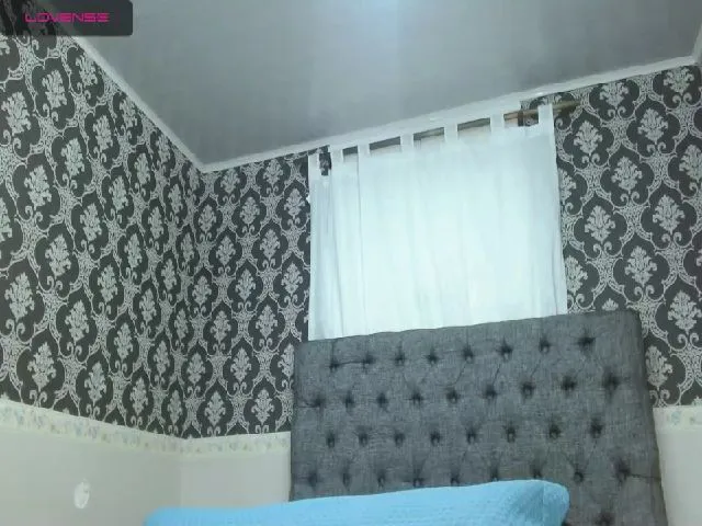 Live sex webcam photo for Janett_Lane #252776220