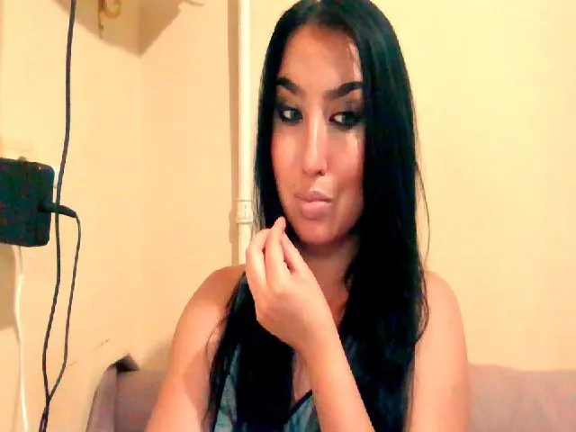 Live sex webcam photo for TiptoPanther #252901164