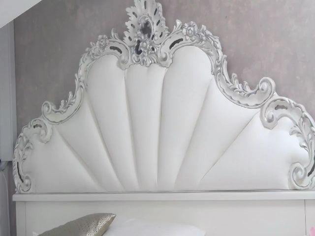 Live sex webcam photo for SoffyyHot #261720465