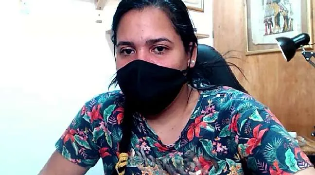 Live sex webcam photo for aneesahot #245062503