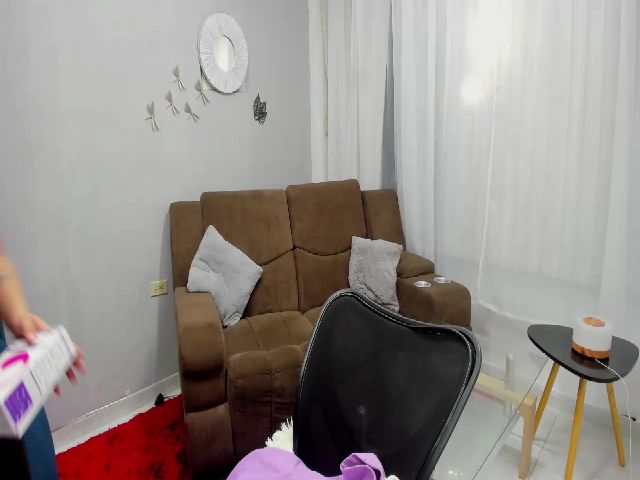 Live sex webcam photo for Chanel_ds #256403931