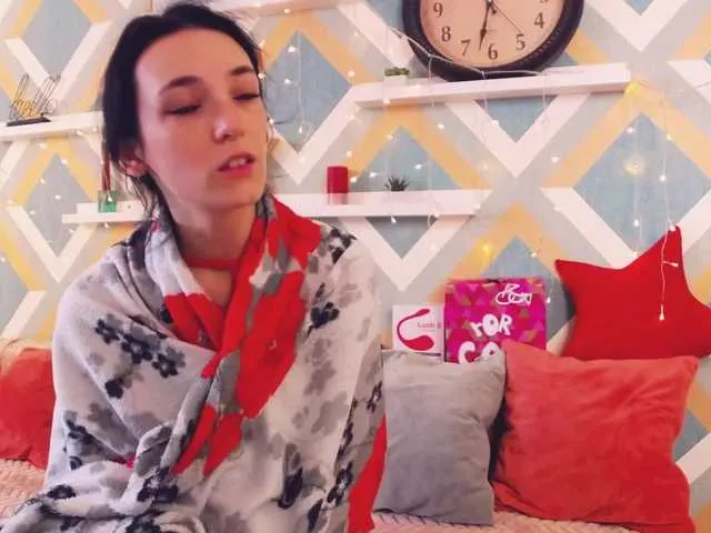 Live sex webcam photo for KariNeal #241339215