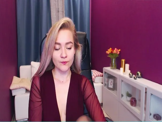Live sex webcam photo for Kara_Smith #252655365