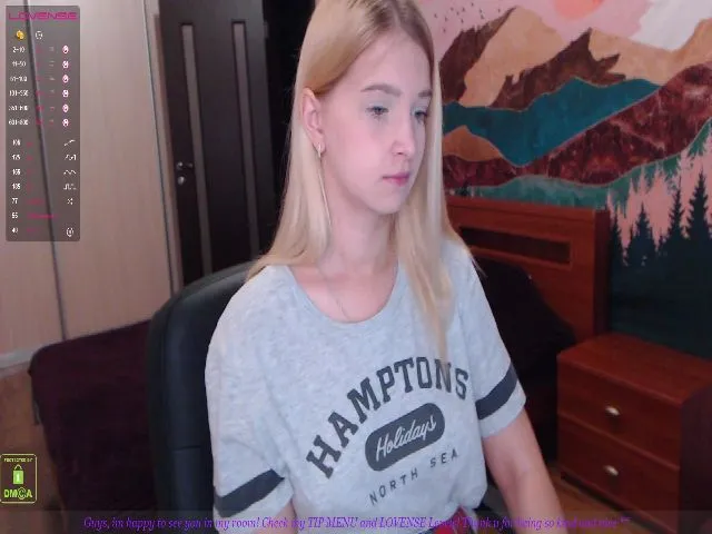 Live sex webcam photo for MissAgata #287868817