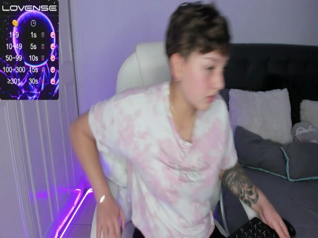 Live sex webcam photo for SalemJimenez #255845464