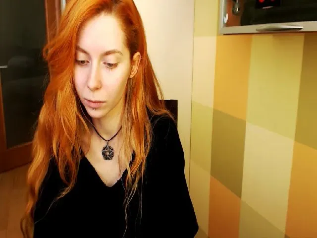 Live sex webcam photo for MelaniHewit #258539783