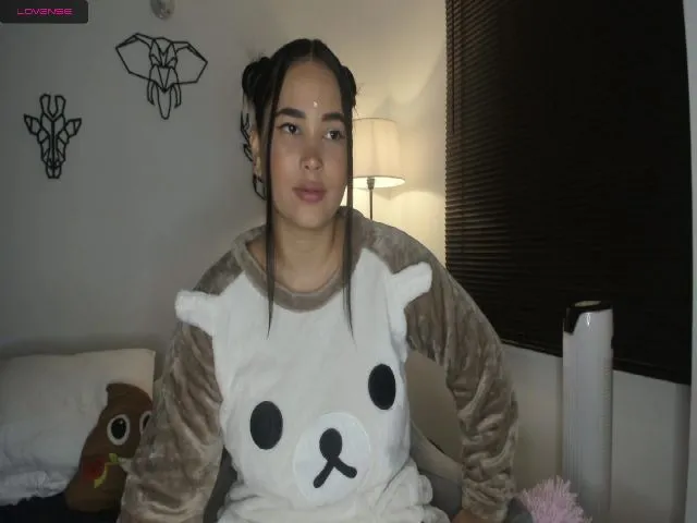 Live sex webcam photo for Isa_g #258386420