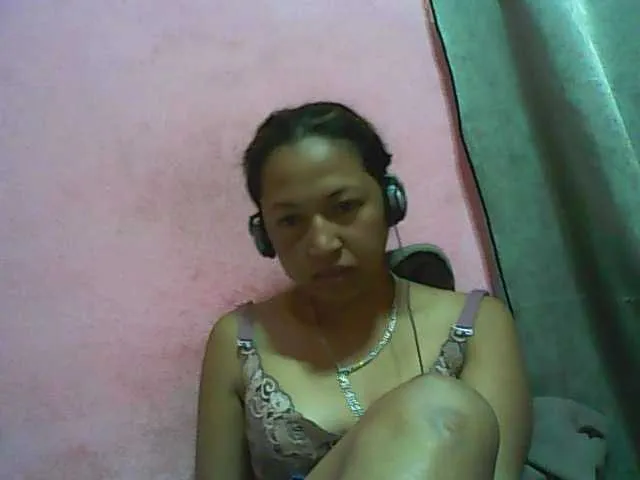 Live sex webcam photo for LyaNelya #241220017