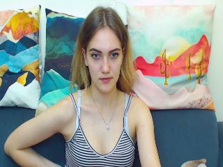 Live sex webcam photo for NancyYounq #251913706