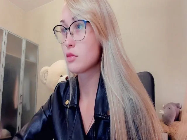 Live sex webcam photo for Mistress_Eva_ #264867588