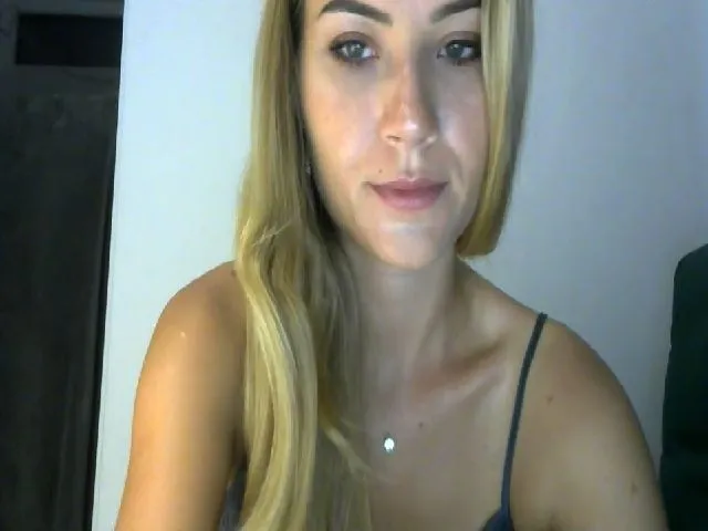 Live sex webcam photo for bridetobe #253931310