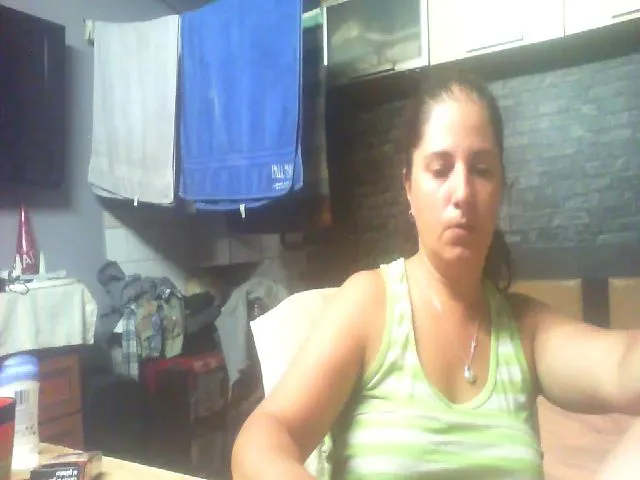 Live sex webcam photo for MGabrielle #263541366