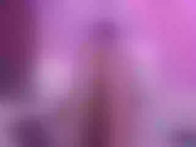 Live sex webcam photo for Sharlotte_e #259539906