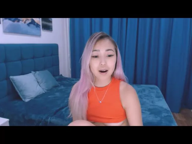 Live sex webcam photo for ArinaTigress #262665171