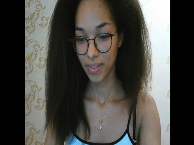 Live sex webcam photo for Carmel_Dee #252657104