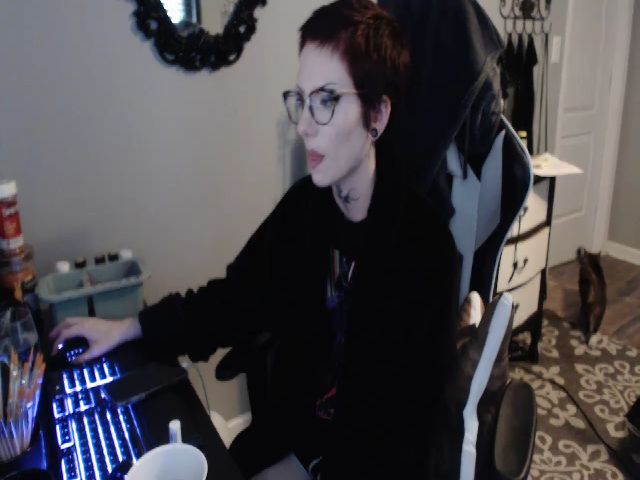 Live sex webcam photo for Painbaby #253937792