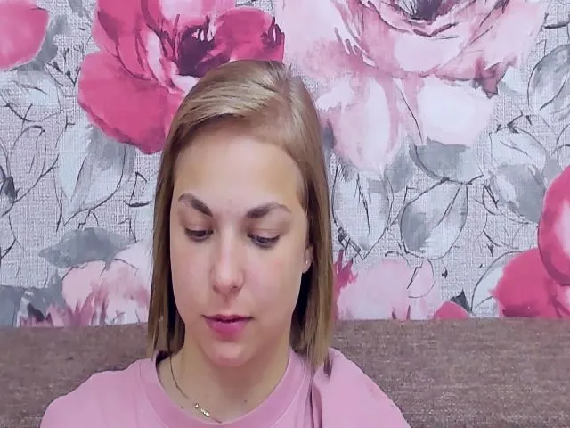 Live sex webcam photo for TataArdent #254626661