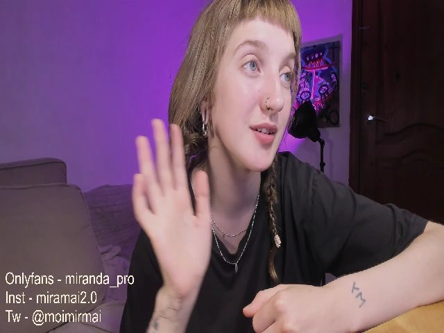 Live sex webcam photo for Miranda2_0 #255166407