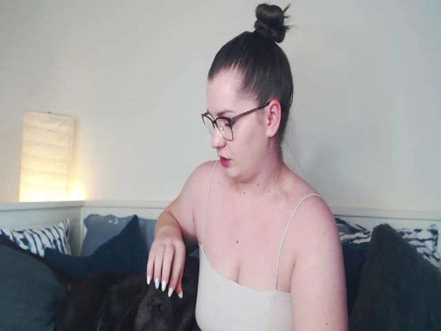 Live sex webcam photo for EveGoddes #263711935